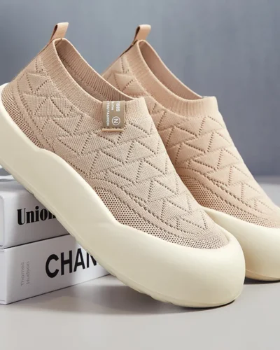 Women's Comfort Mother Shoes Soft PU Sole Breathable Lightweight Casual Walking Shoes Thick Cushion Non-Slip Fashion