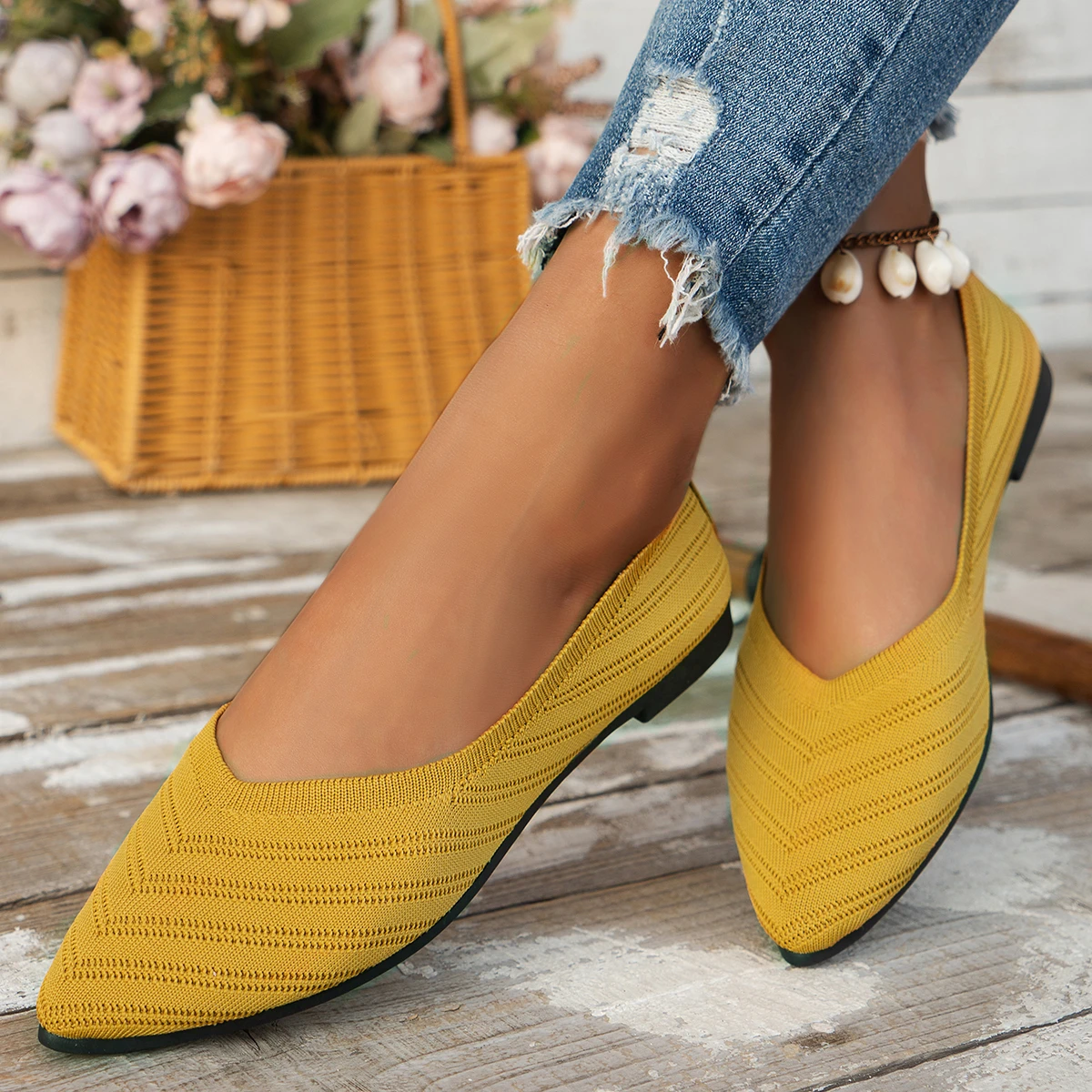Women Flats Pointed Toe Flat Shoes Women Solid Color Slip on Design Casual Breathable Women Loafers Comfortable Shoes Size 36-43 - Image 2