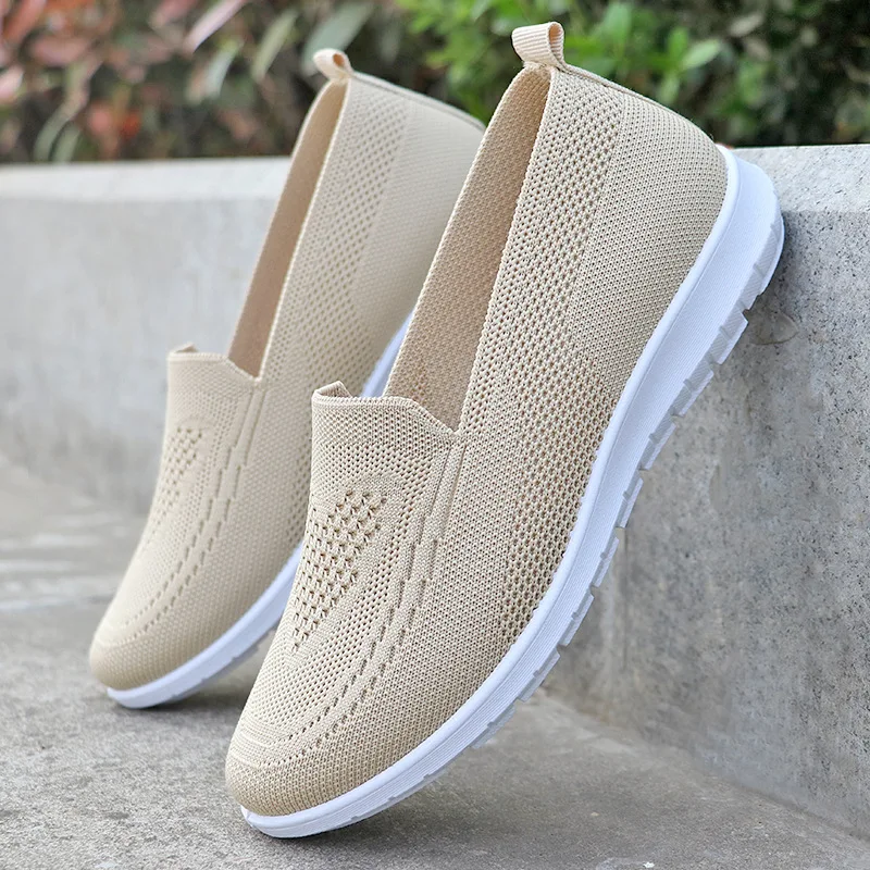 Old Beijing Cloth Shoes, Women's New Spring/Summer Casual Single Shoes, Soft Sole, Mid to Old Age Mom Flat Shoes, 2024 - Image 3